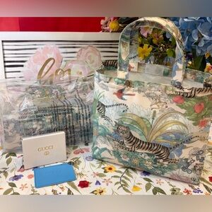 🌺🐯NIB/NIP GUCCI CANVAS TOTE JUNGLE TIGER PRINT & NIB GUCCI MIRROR/CARDHOLDER GWP